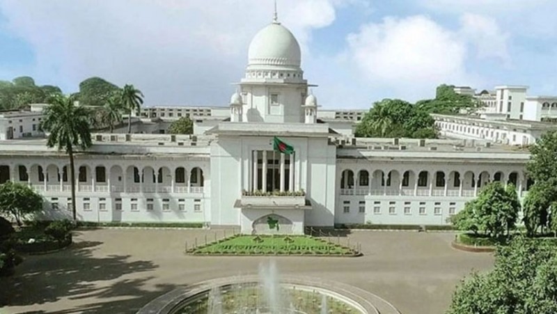 প্রধান বিচারপতির সঙ্গে আইনজীবীর বাদানুবাদ, পুরো বেঞ্চের এজলাস ত্যাগ